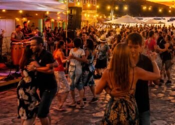 MI BÚZIOS: festival de culturas, música e gastronomia latina começa nesta sexta (29)