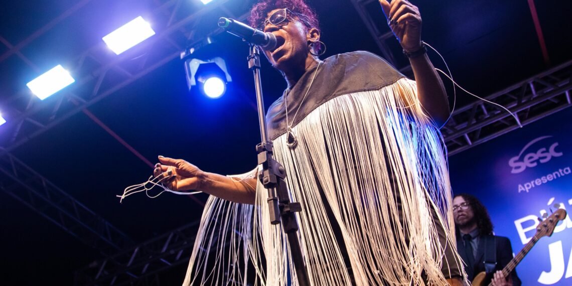 Em Barra de São João, palco muda, mas música continua no Circuito Sesc Jazz & Blues
