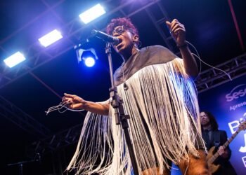 Em Barra de São João, palco muda, mas música continua no Circuito Sesc Jazz & Blues