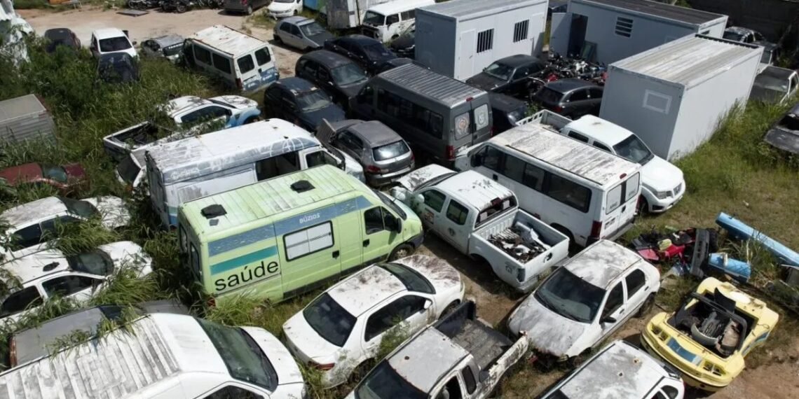 Búzios anuncia leilão virtual com carros e motos apreendidos; veja data e horário