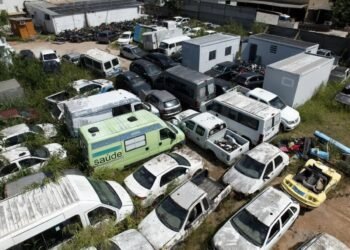 Búzios anuncia leilão virtual com carros e motos apreendidos; veja data e horário
