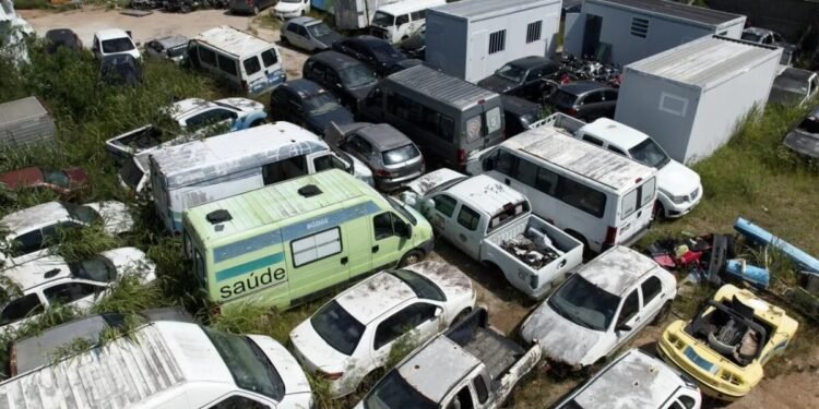 Búzios anuncia leilão virtual com carros e motos apreendidos; veja data e horário