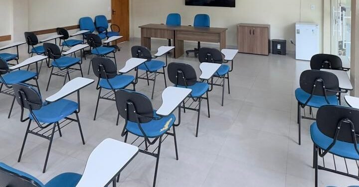 Coral Tintas promove capacitação técnica com apoio do setor turístico em Búzios; inscrições abertas
