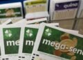 Mega-Sena tem 46 apostas premiadas na quina e paga R$ 33 mil; confira os números