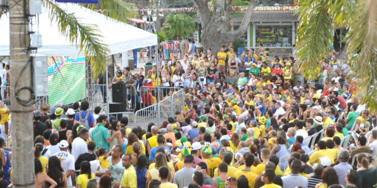 Búzios prepara festa da torcida com telões para os jogos da Seleção na Copa do Mundo