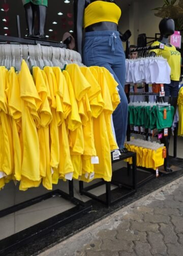 Copa do Mundo já movimenta comércio e colore vitrines de verde e amarelo na região