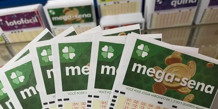 Mega-Sena acumula; quina paga quase R$ 50 mil. Veja os números sorteados