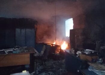 Secretaria da Fazenda de Araruama pega fogo; documentos foram consumidos pelas chamas
