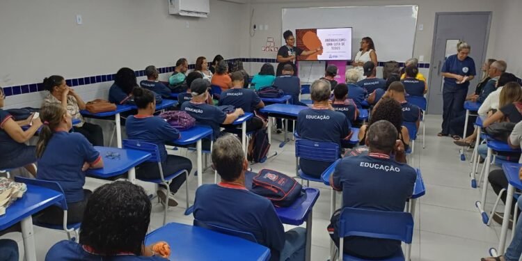 Inscrições abertas para a Educação de Jovens e Adultos em Arraial do Cabo