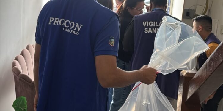 Clínica de estética clandestina é interditada em Cabo Frio
