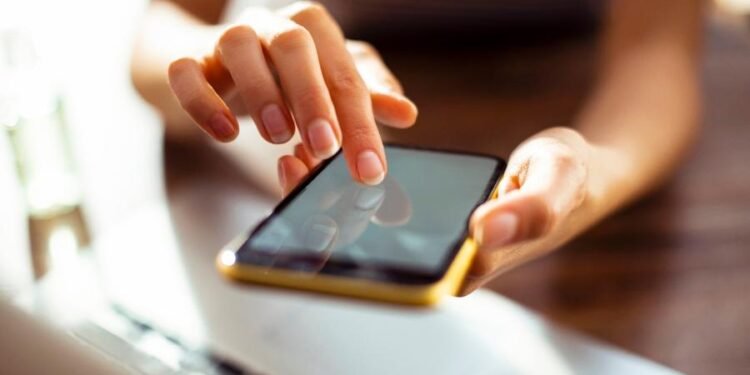 180 tentativas de golpe por minuto: Rio de Janeiro registra alta nas fraudes por telefone