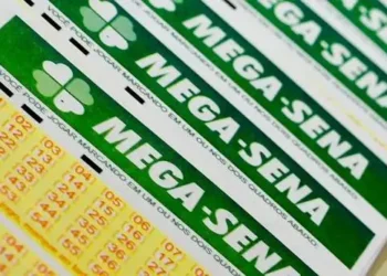 Confira números sorteados na Mega-Sena; 92 apostas acertam cinco números e levam R$ 28 mil