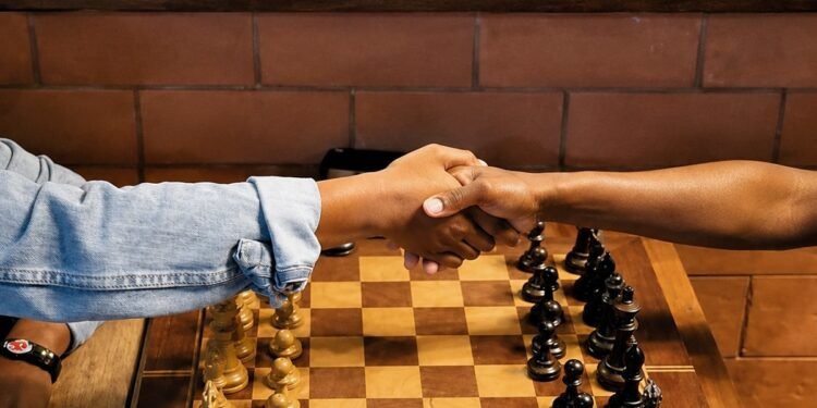 1º Búzios Chess Open acontece neste sábado (15) com grandes nomes do xadrez; evento é aberto ao público