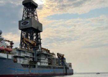 Trabalhadora morre em navio offshore durante embarque