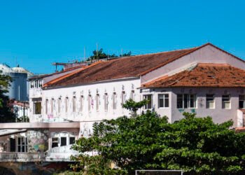 Antigo Hotel Imbetiba pode virar novo cartão cultural e histórico de Macaé