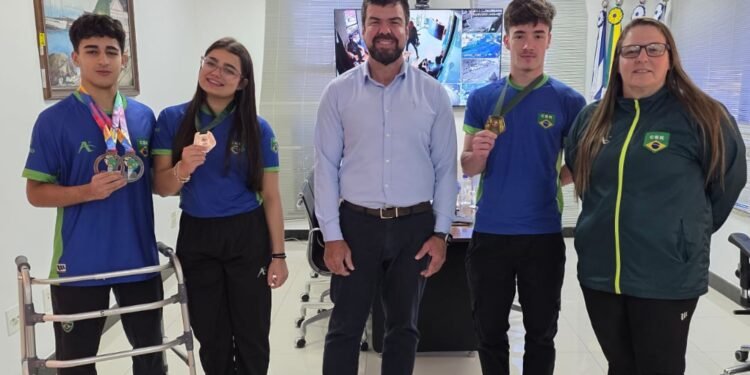 Macaense é único representante do RJ na modalidade kata em disputa Mundial de Karatê na Polônia