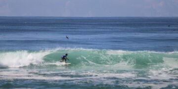 Circuito ASB de Surf chega à segunda etapa na Praia de Tucuns, em Búzios; link para inscrições