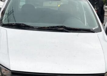Câmeras detectam suposto carro clonado em Cabo Frio; veículo foi apreendido para perícia