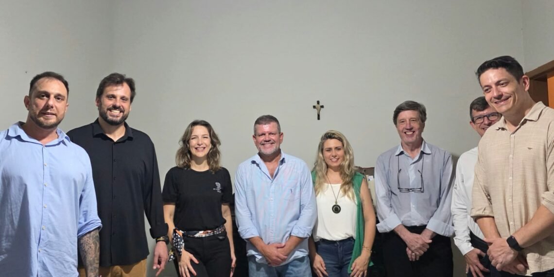 Rio das Ostras Convention & Visitors Bureau promove reunião sobre duplicação da BR-101