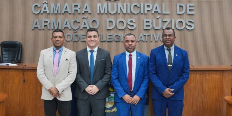 Victor Santos é reeleito presidente da Câmara de Búzios para o biênio 2027-2028