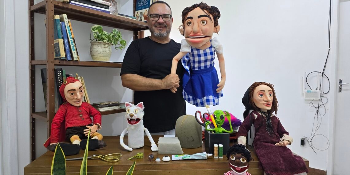 Rio das Ostras abre vagas para curso de confecção de bonecos