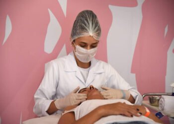 Senac Rio das Ostras e Cabo Frio oferece mais de 130 vagas gratuitas em cursos técnicos; inscrições abertas